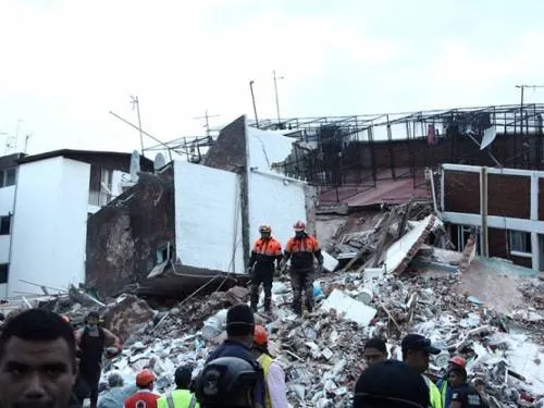 Autoridades reportan 151 muertos tras sismo de 7.1 grados
