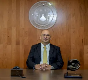 Académico de la UDLAP recibe premio México en tus manos
