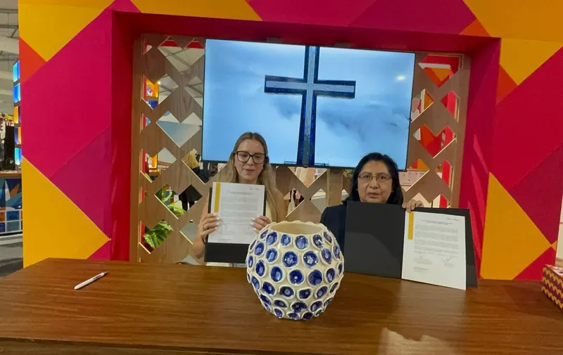 carla-lopez-malo-elizabeth-lara