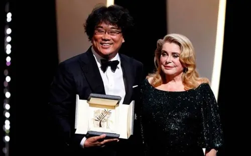 Surcoreano Bong Joon-Ho gana la Palma de Oro de Cannes con “Parasite”