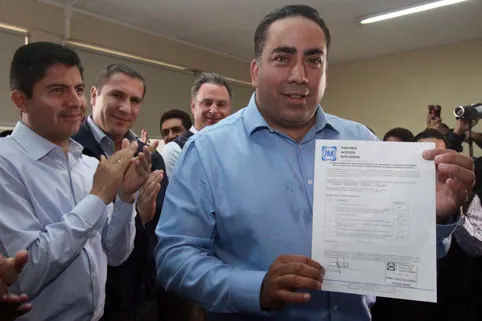 Micalco se registra con miras a dirigir al CDE del PAN