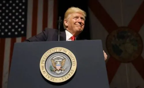 Trump intentó hacer negocios con Rusia: portavoz de Putin