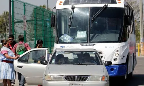Intensifica gobierno operativos para retirar taxis pirata