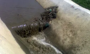 Particulares generan daños al colector del Río Rabanillo, recrimina constructor