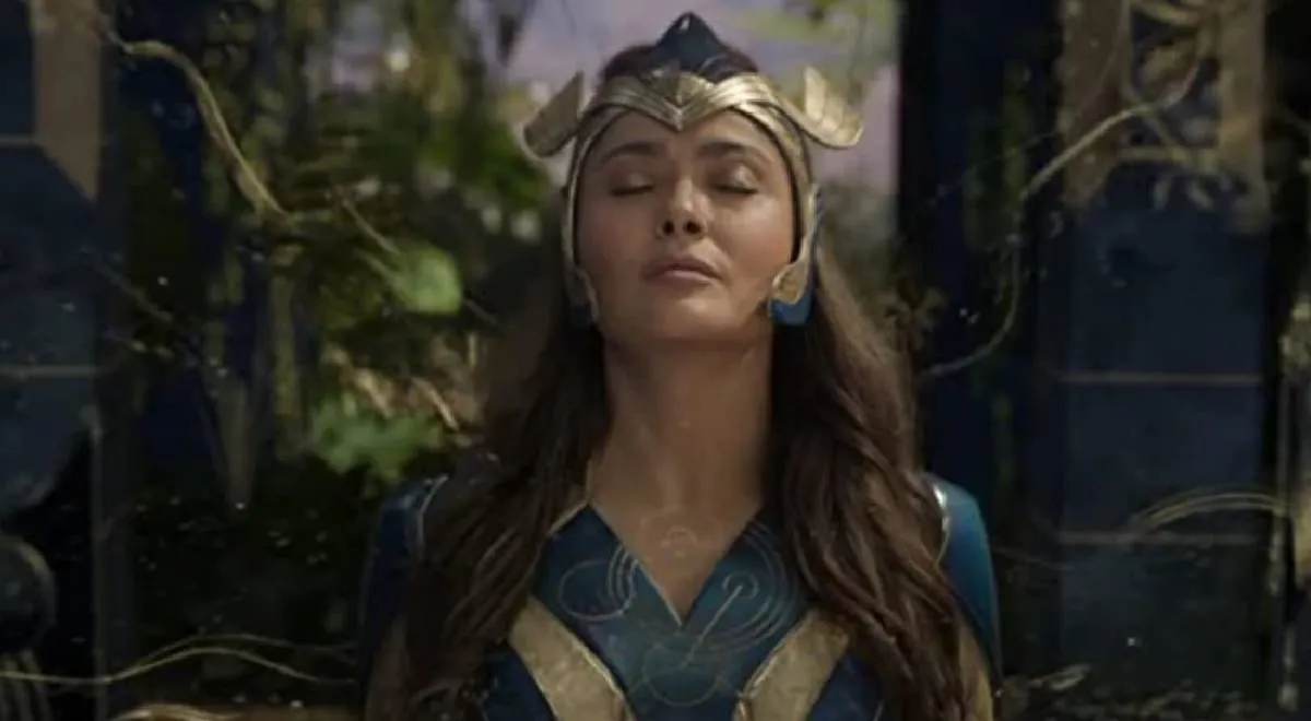 ‘Eternals’ y Salma Hayek se mantienen en la cima de la taquilla en EU