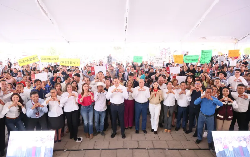 En Tepeaca, Alejandro Armenta entrega más de 7 mdp en obra comunitaria