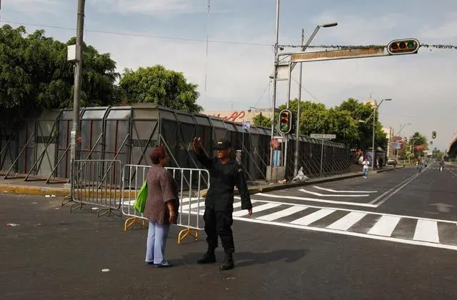 Elementos del Estado Mayor blindan la Cámara de Diputados