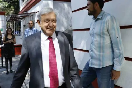 AMLO ignora petición del PAN; mantendrá invitación a Maduro