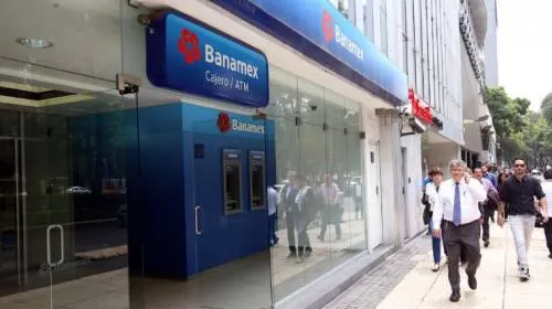 Bancos no abrirán el próximo lunes por día feriado
