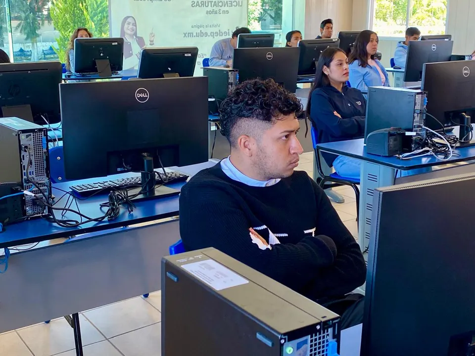Cuatro nuevos diplomados del IEDEP