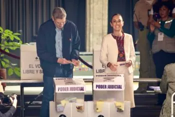 “Que viva la democracia”: Sheinbaum participa en la primera elección del Poder Judicial