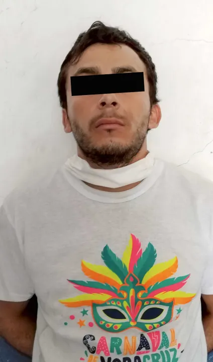 Por robo a tienda de conveniencia, detuvo policía municipal a un hombre
