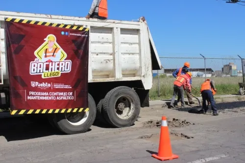 Ayuntamiento de Puebla dispone MÁS cuadrillas de Bachero para agilizar flujo vial 