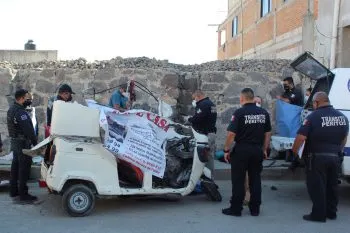 Tres muertos en volcadura de mototaxi