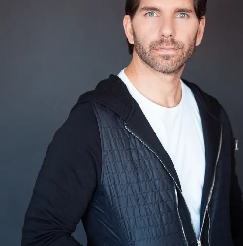 Arap Bethke se une a Greenpeace México con la campaña #ConsumoResponsable