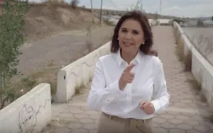 Se adelanta Blanca y cuelga promos antes de tiempo