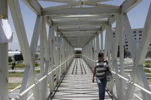 Solicitan puente peatonal en el bulevar Xonaca