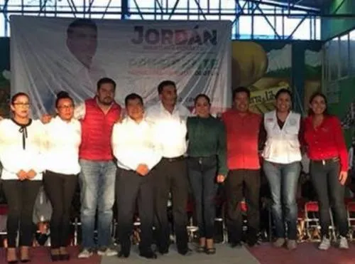 El doble juego, por la izquierda y la derecha, de Mario “El Precioso” Marín