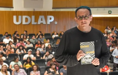 La UDLAP recibe al escritor mexicano Alberto Chimal