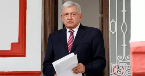 AMLO arrancará sexenio con licitaciones petroleras