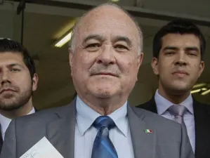 Ernesto Ruffo Appel “se destapa” para contender por Presidencia