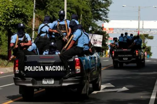 Parapoliciales oficialistas toman ciudad nicaragüense de Masaya, tras siete horas de bombardeo