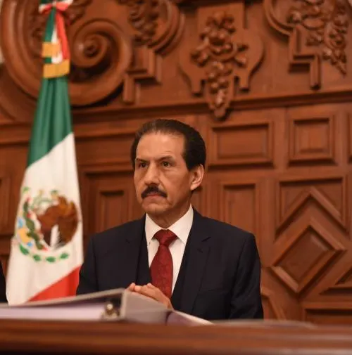 Descarta Esparza Ortiz ser candidato interino de Puebla