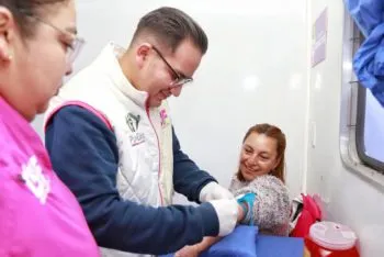 DIF Puebla Capital se suma a la Caravana “Piensa en Rosa” para promover la prevención del cáncer de mama