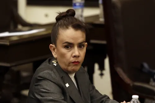 Lamentan negativa de Esparza para acudir a la ASE