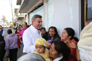 Alcalde Gali supera meta en alumbrado público