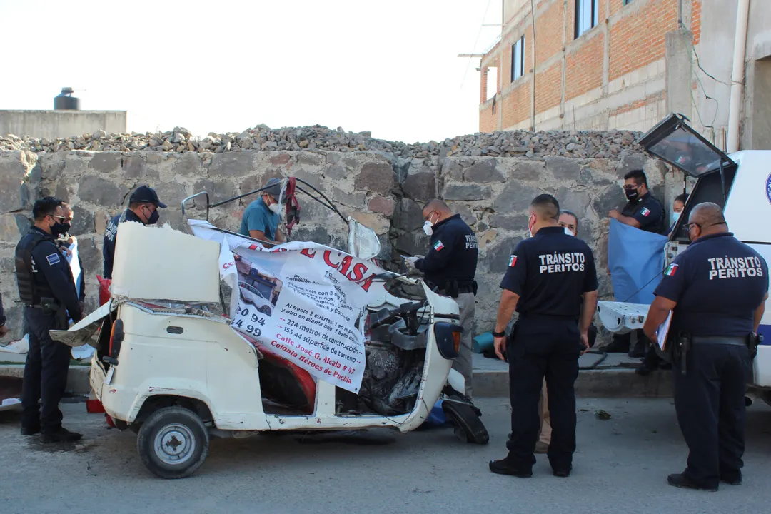 Sepultan a abuela y nieta muertas en moto-taxi en La Resurrección