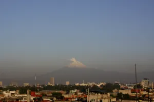 Registra Cenapred actividad explosiva en el Popocatépetl