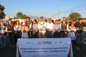 Céspedes Peregrina inauguró tramo carretero San Sebastián de Aparicio – San Miguel Canoa