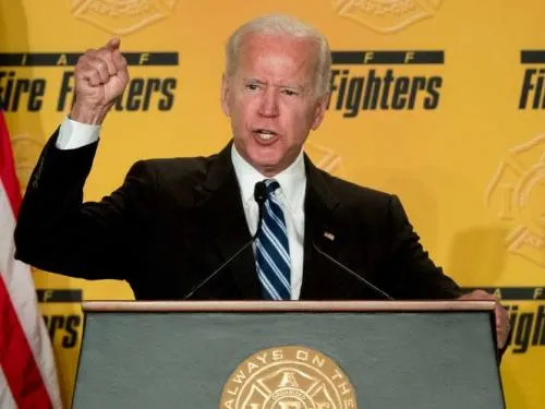 Otra mujer acusa a Joe Biden de tocamientos