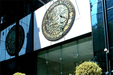 La PGR usará el Batimóvil contra la delincuencia