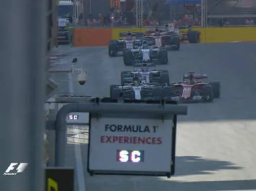 La FIA analiza choque de Vettel con Hamilton en Bakú