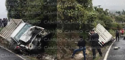 Camioneta se impacta contra una motocicleta