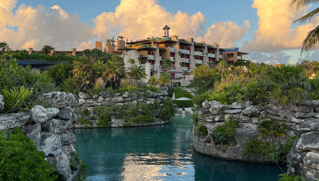 Grupo Xcaret anunció 700 millones de dólares en inversión para ampliar el Hotel Xcaret México