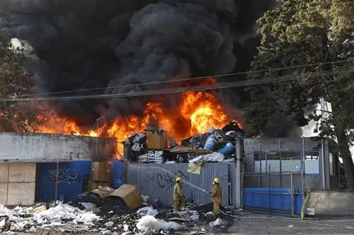 Se quema bodega en San Jerónimo Caleras