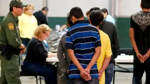 Menores separados de sus padres en EU, los afectaría en lo psicológico