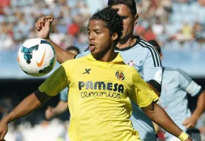 Mexicanos, titulares durante encuentro del Villarreal