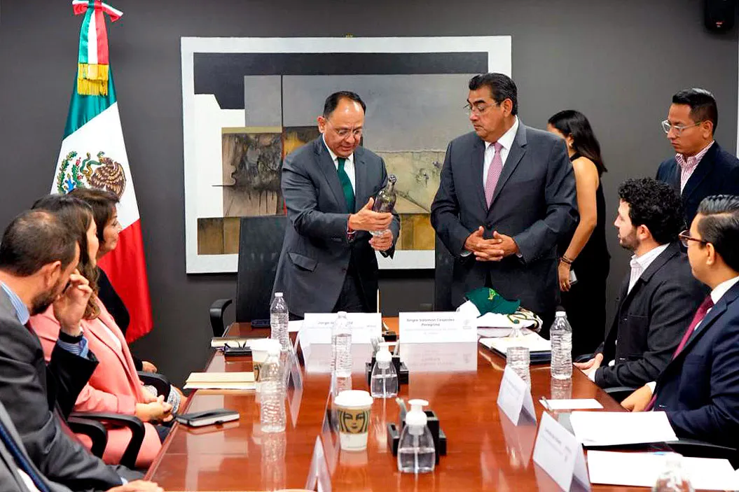 Cespedes Mexcal Poblano Consulado Mx Eeuu