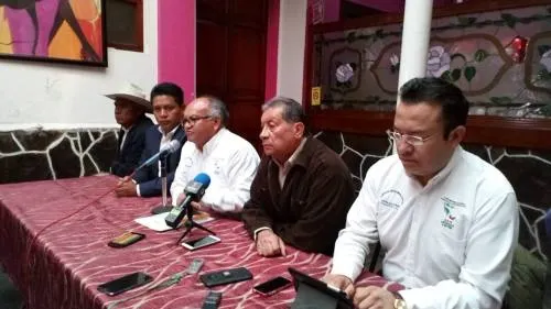 Casi dos centenares de organizaciones sociales se manifestaron a favor de Miguel Barbosa