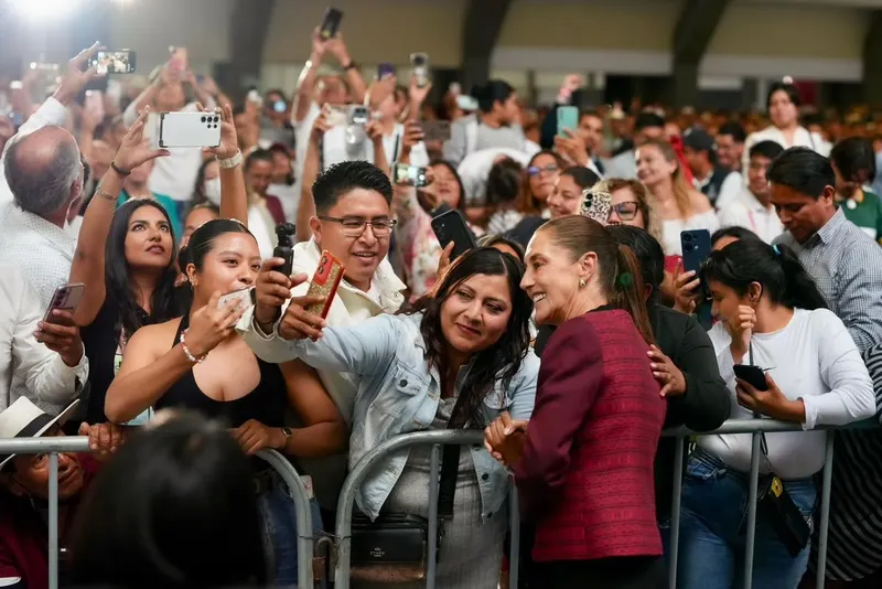sheinbaum-asamblea-informativa-centro-expositor-pue