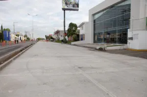 Continúan avances en vialidades con concreto hidráulico: SDUOP