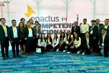 Estudiantes BUAP de Enactus, entre los cinco mejores del Reto Ford College Community Challenge