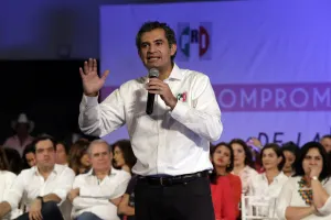 Visita de Enrique Ochoa dejó un sabor de intrascendencia a la militancia priista