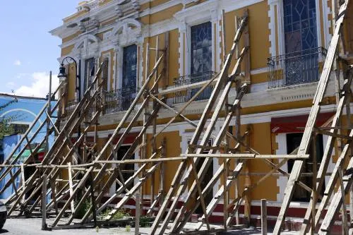 Transición de gobiernos no afectará reconstrucción por sismo del 19-S: comisionado