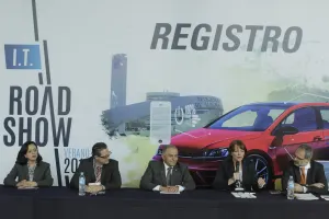 Presentan VW, Tec y AutoUni el Primer Road Show IT