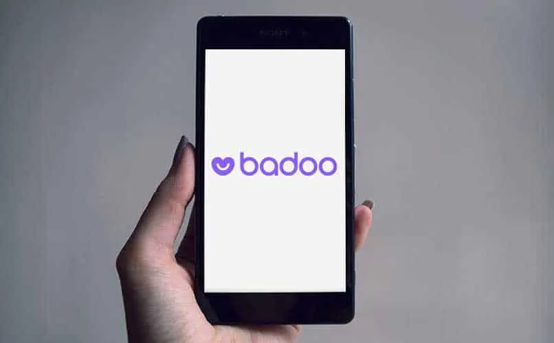 Joven acusa haber sido drogado y asaltado por un par de mujeres con las que habló a través de Badoo